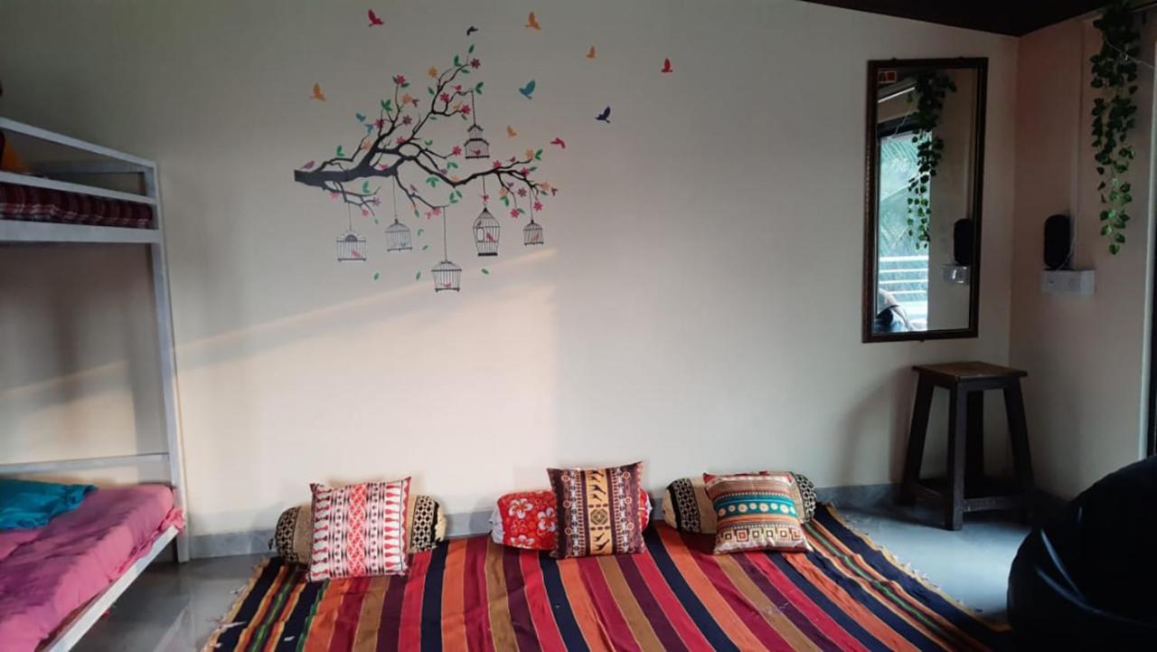 Costel Hostel Malvan Exterior photo